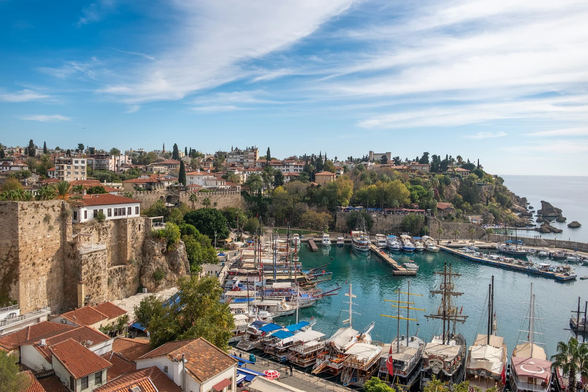 Antalya Kaleiçi yat limanı